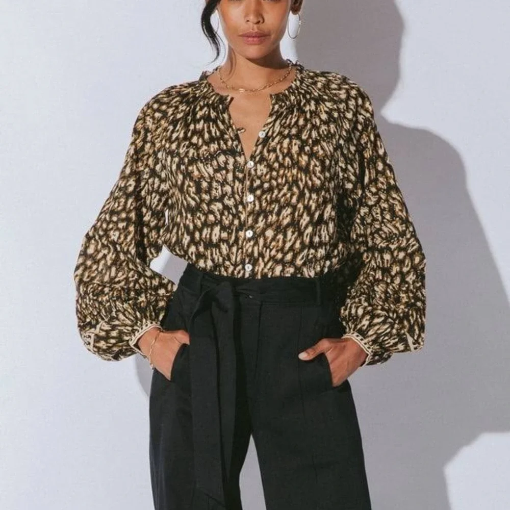 Cleobella Alicia Blouse in Black Leop - Picture 1 of 9